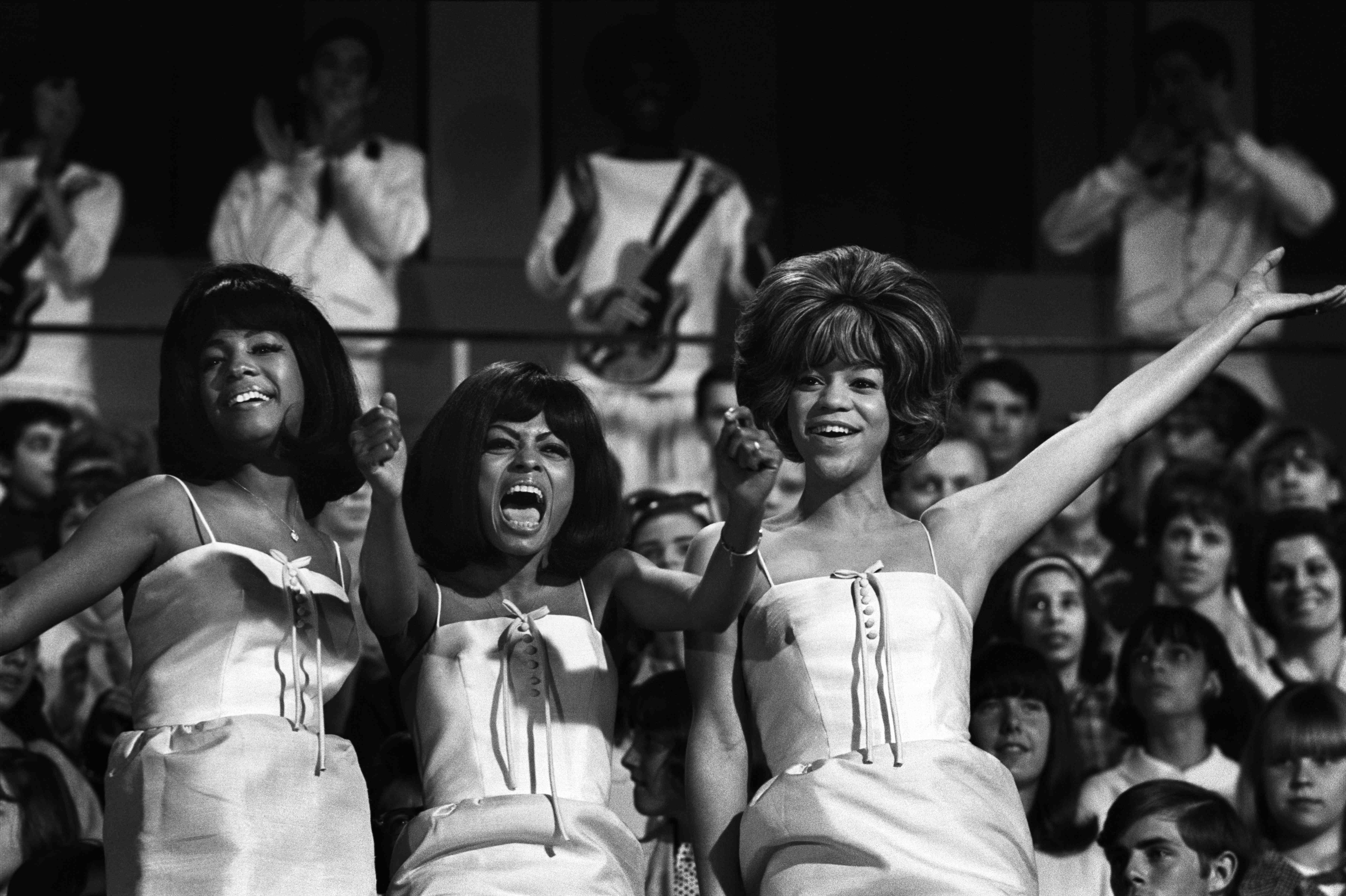 Photo of the Supremes by Steve Schapiro